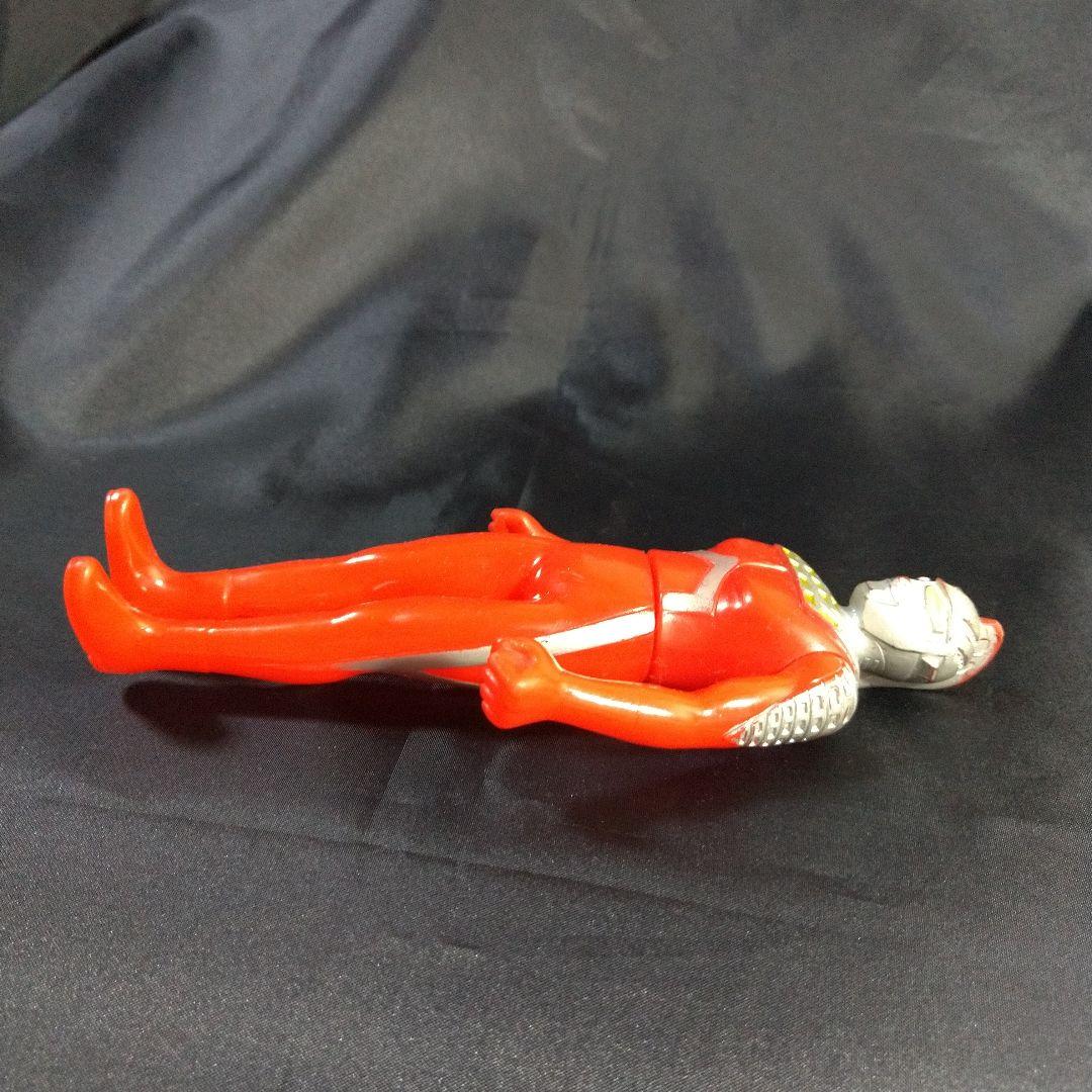 ウルトラセブン ソフビ人形 当時物 バンダイ 1983年 円谷プロ - メルカリ