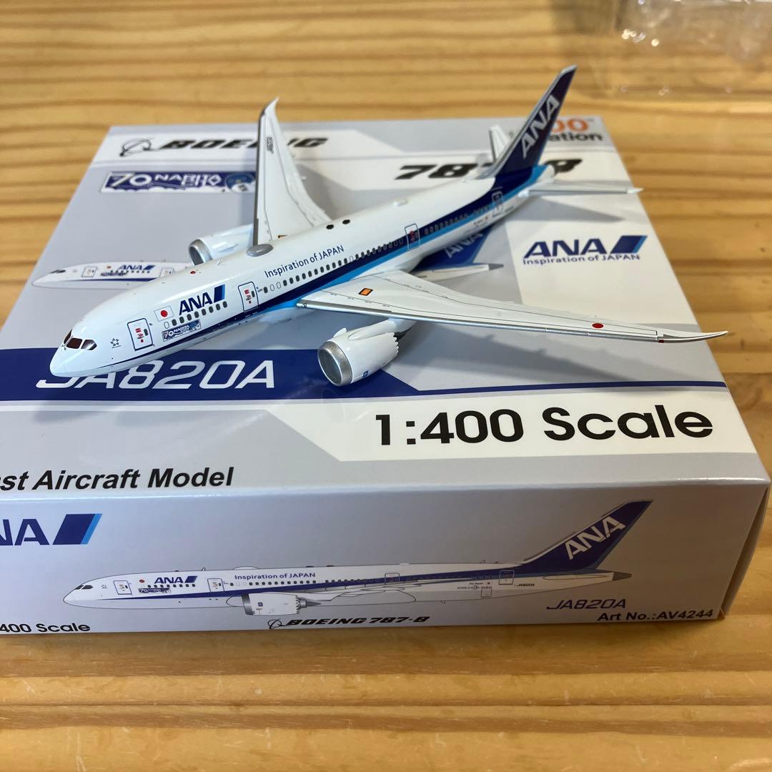 ANA Boeing 787-8 JA820A 1:400 スケール - メルカリ