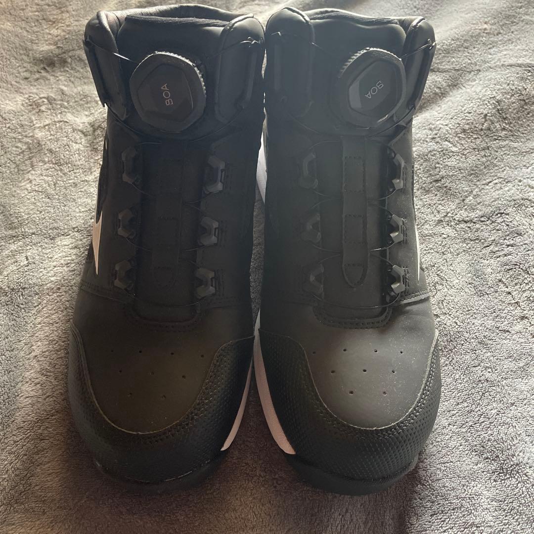 ミズノ　25.5 安全靴 ミドルカット 黒×白