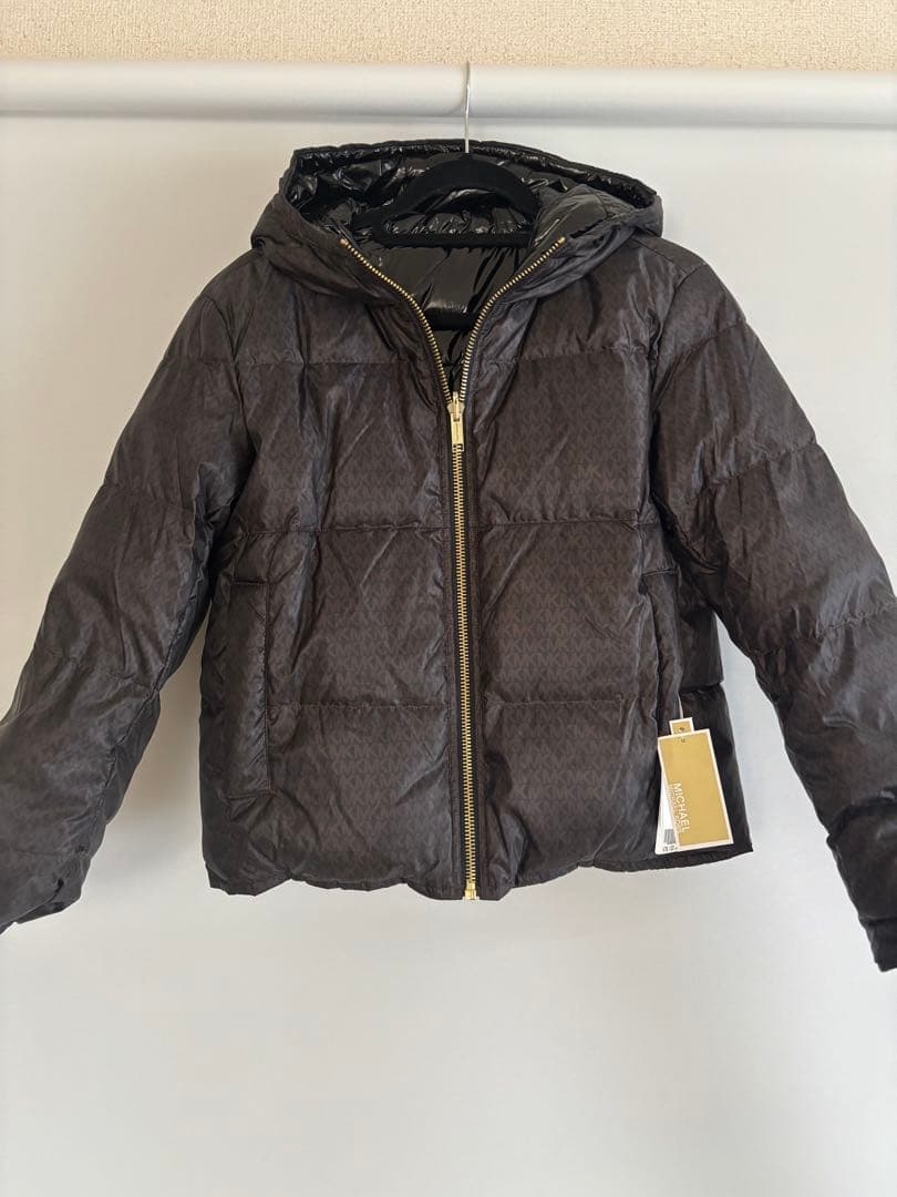 マイケルコース　フード付き黒ダウン　リバーシブル　新品　M MICHAEL KORS（マイケルコース） ダウンコート ダウンジャケット