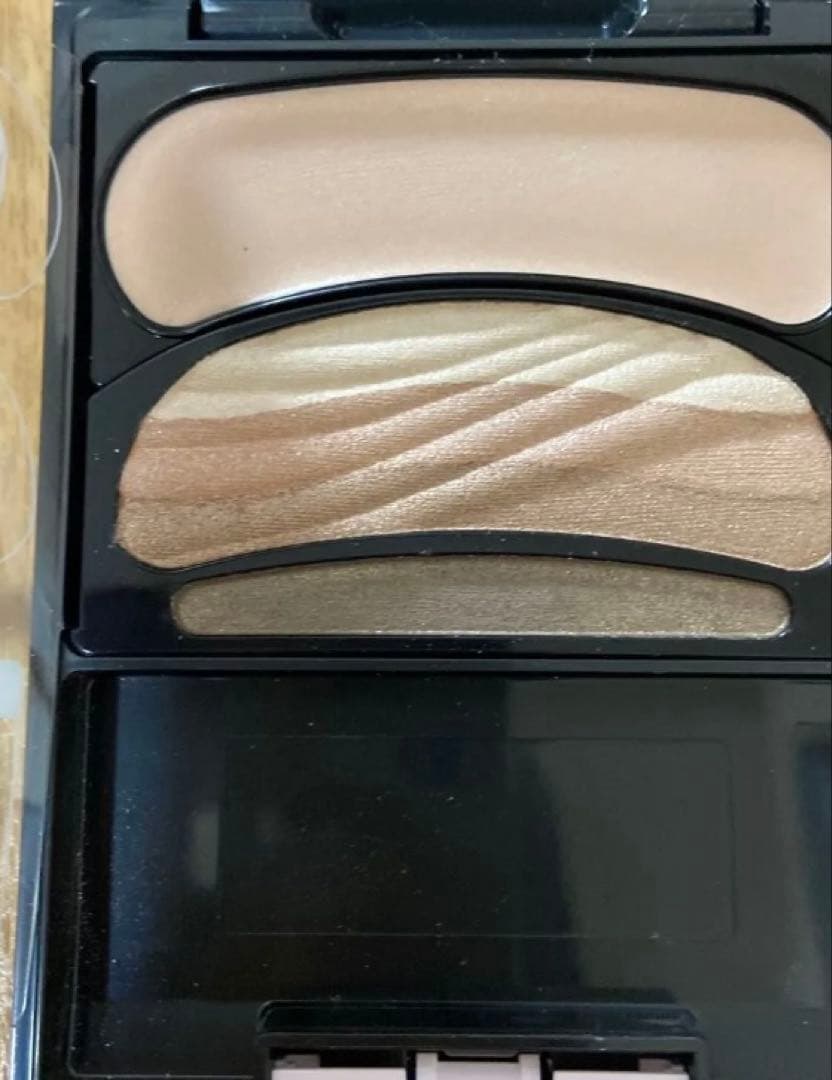 オーブ ブラシひと塗りシャドウN シースルーベージュ