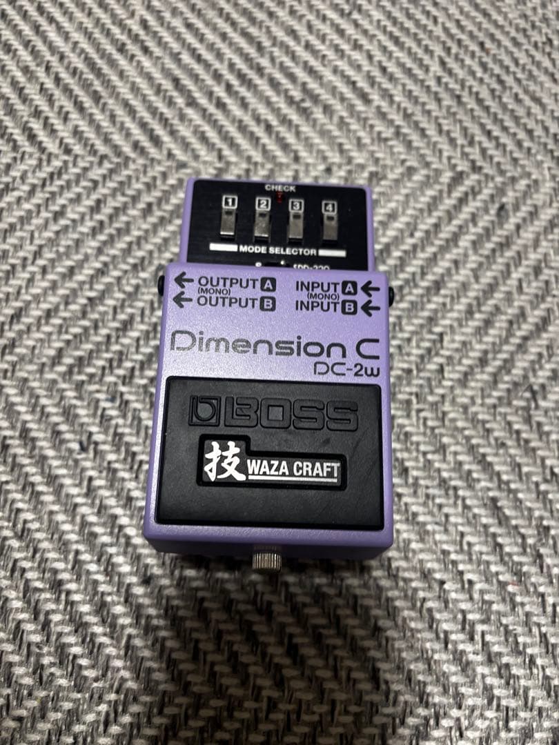 BOSS Dimension C DC-2W コーラスエフェクター BOSS DC-2W Dimension C｜ミュージックランドKEY