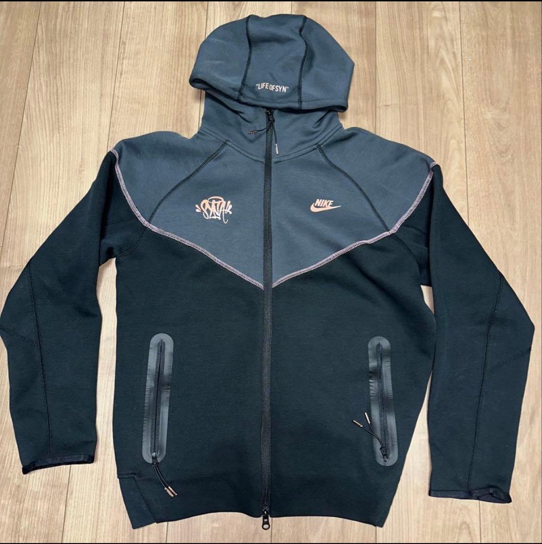 Nike テックフリース シナワールド「本日限り限定」 値下げ今日限定