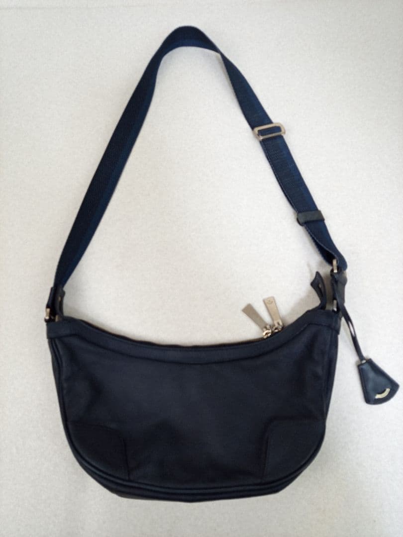 にこちゃんアニアリ バルケッタショルダー　濃紺 *AP8-1