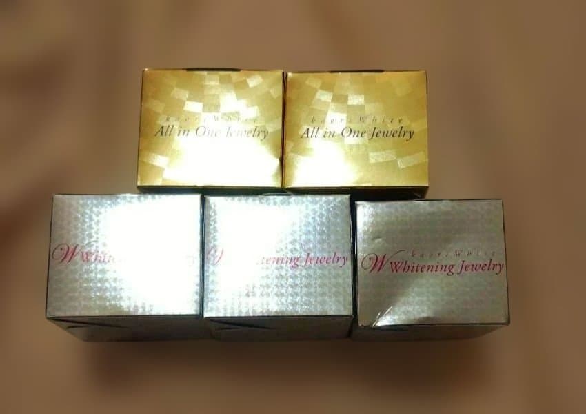 未開封　チェンジカオリホワイト　薬用Wホワイトニングジュエリー　50g