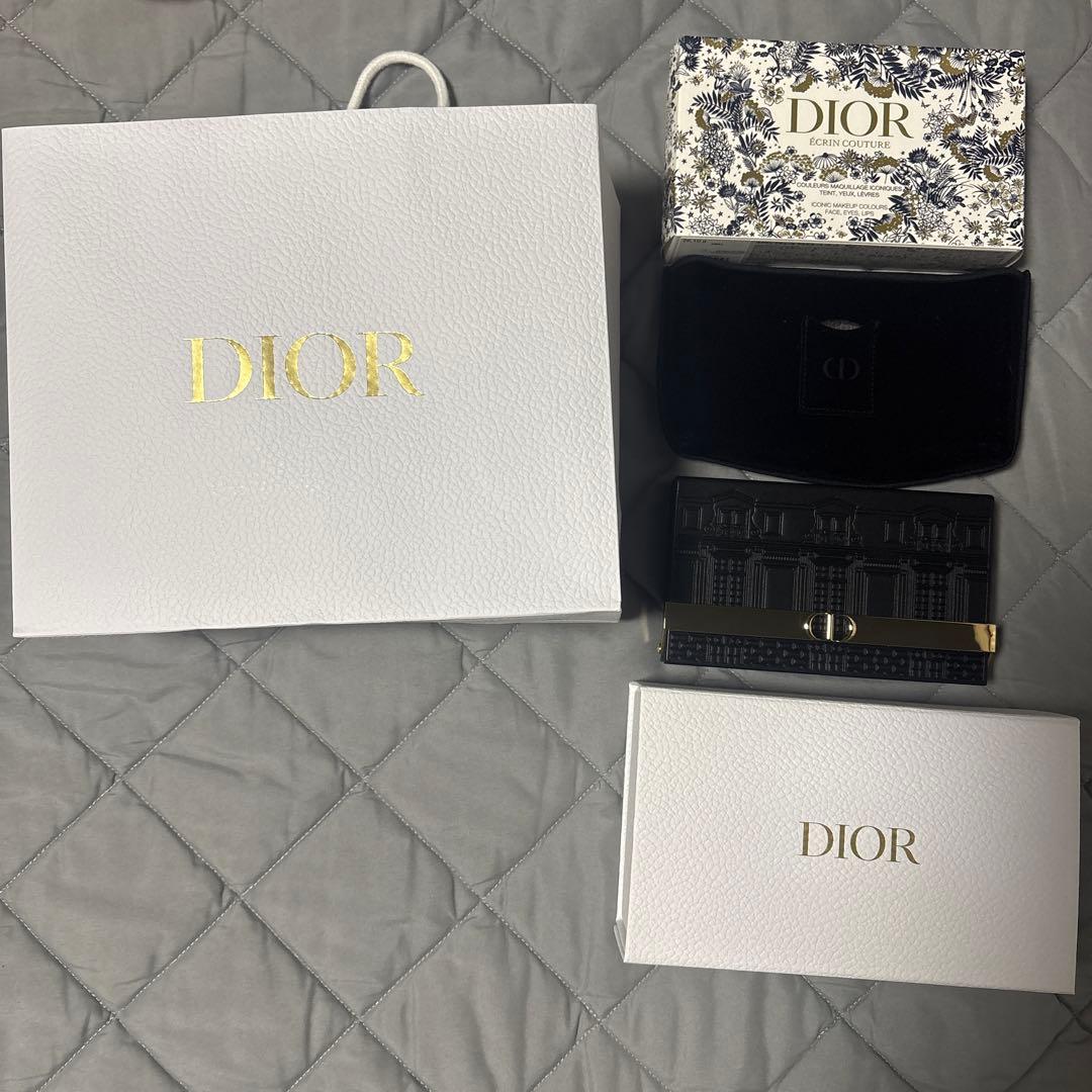 DIOR アイシャドウ等パレット ゴールド・ブラウン・ピンク