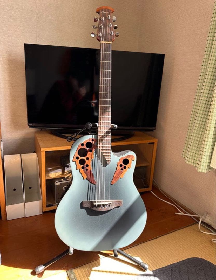 オベーションOvation Celebrity CE44‑RBB　エレアコ 楽天市場】Ovation Celebrity Elite CE44 RBB-G【ストラップ、スペア弦