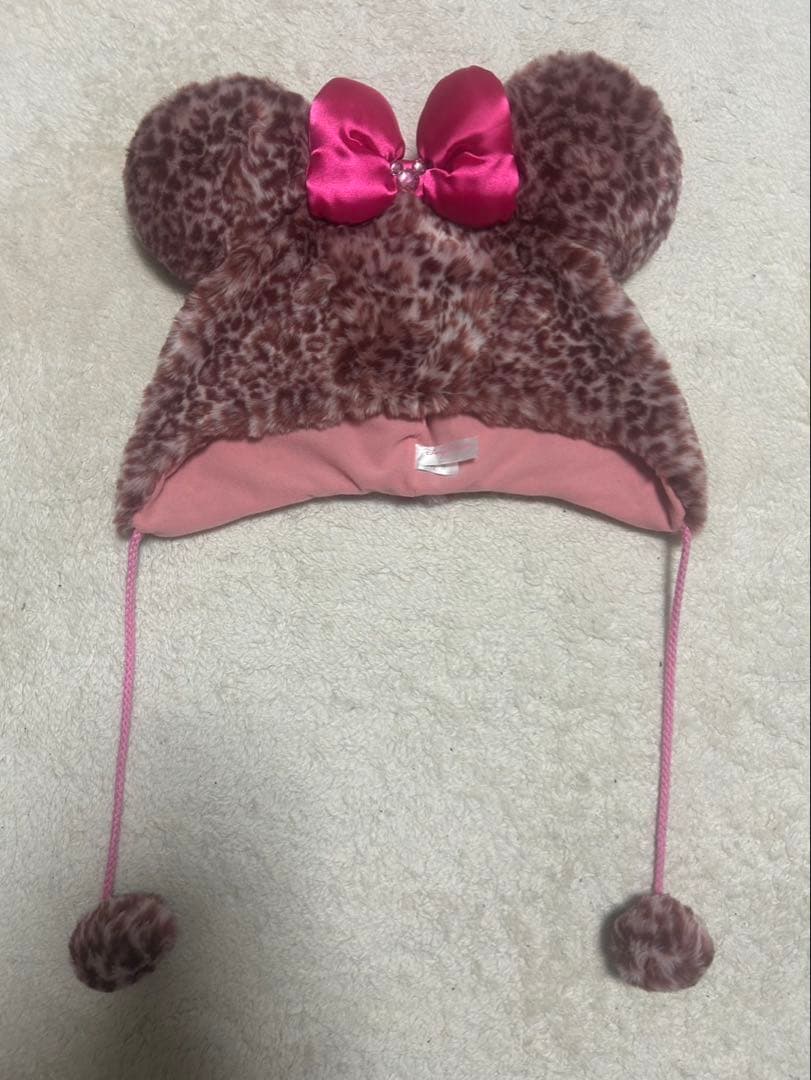 ディズニー　ミニーヒョウ柄ファンキャップ