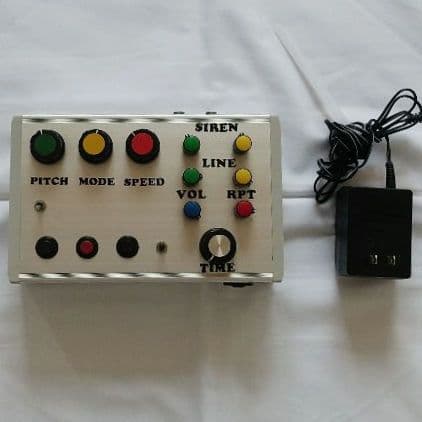 ダブ　サイレンマシーン 希少 Lo Fi 名機