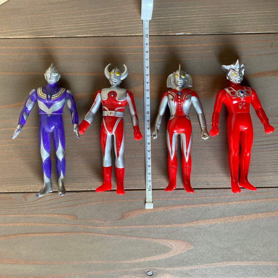 日本製 ウルトラの父 ウルトラの母 ティガS レオ 円谷プロ BANDAI