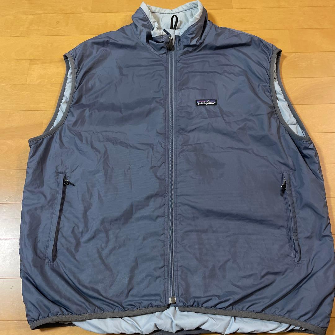 .*様 patagonia ナイロンベスト グレー パフボール