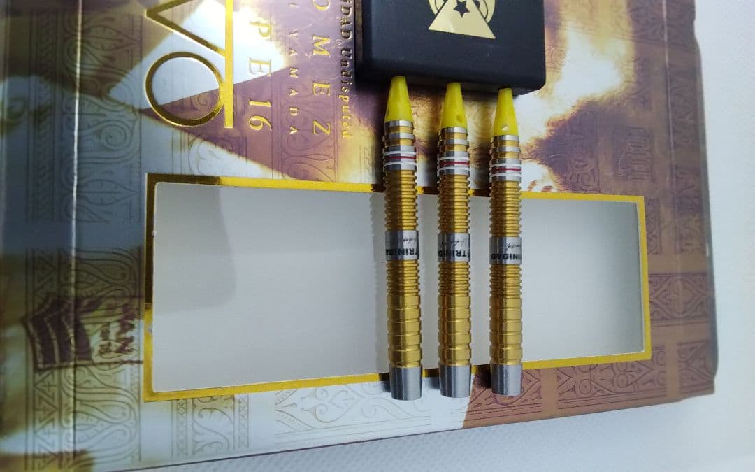 TRiNiDAD GOMEZ 16 evo!極美品!ダーツセット22.6g - メルカリ