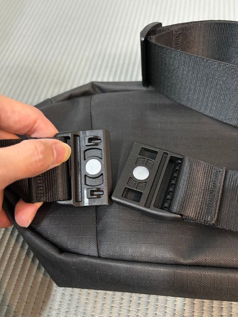 新品訳あり】XB:01 CROSSBODY 3L RE:FORMの通販はau PAY マーケット