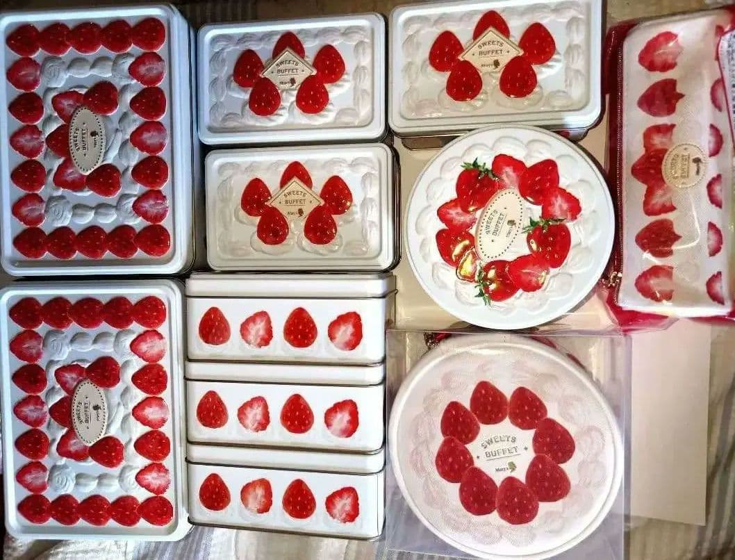 Mary's 　メリーチョコレート　2024 イオン限定　いちご缶　いちごポーチ