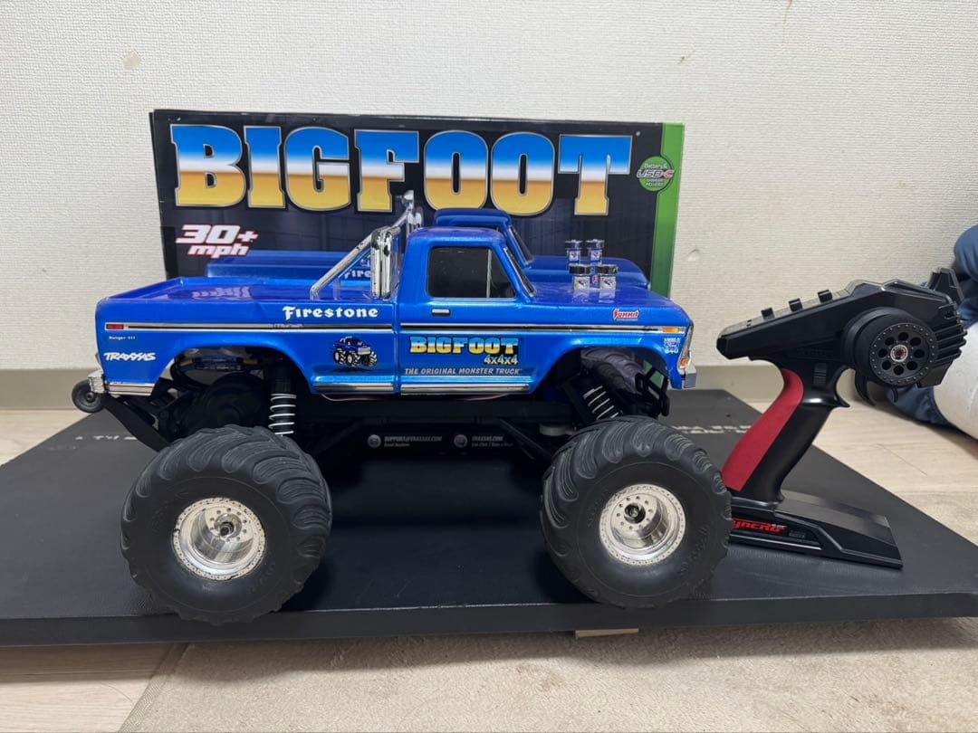 Traxxas BIGFOOT ラジコンカー カスタム