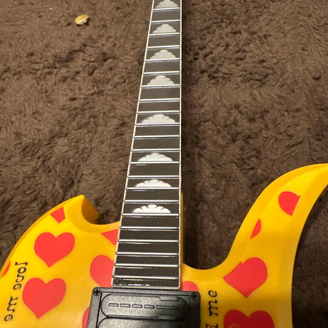 当時物】hide ギター ウォールクロック イエローハート - メルカリ