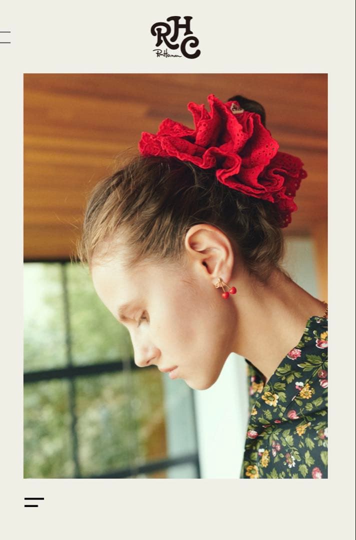 GOOD SQUISH フリル赤シュシュ ronherman