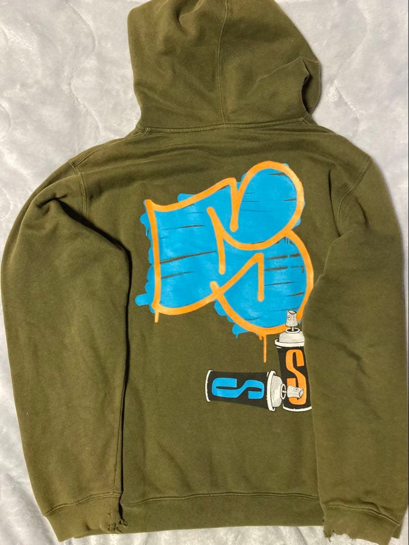 00s ステューシー スプレー缶 パーカー - メルカリ