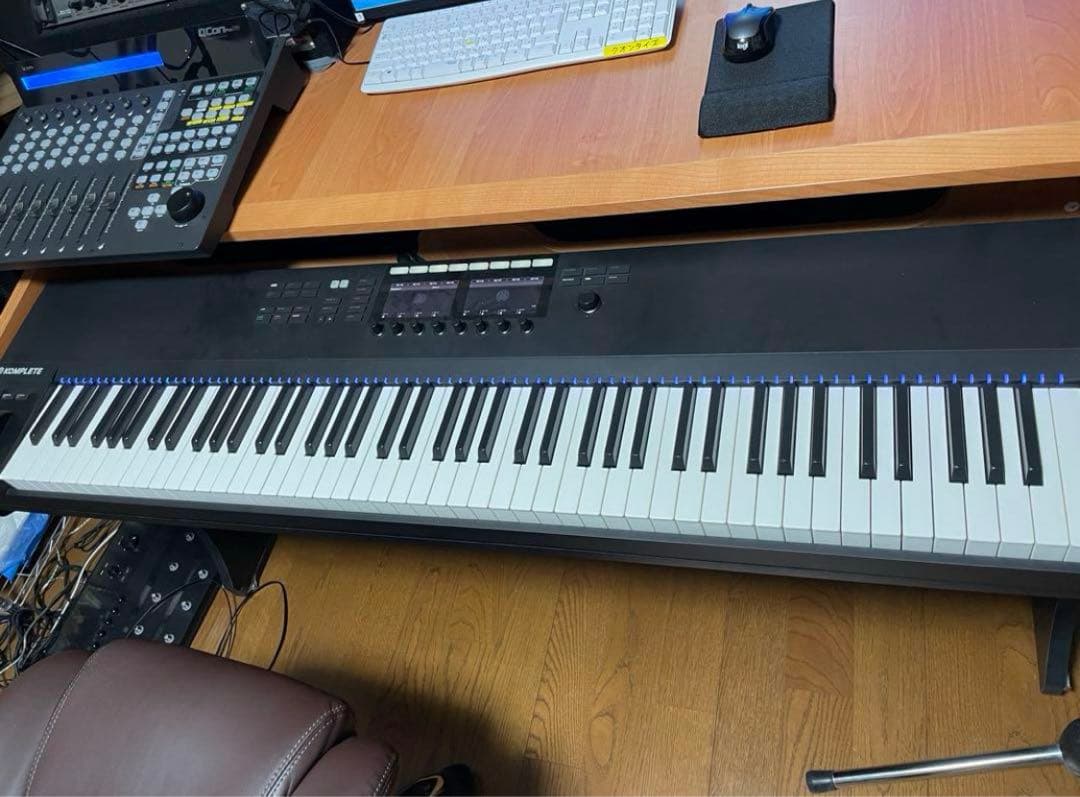 鍵盤楽器 komplete kontrol S88 mk2