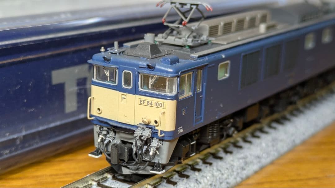 k*a様 TOMIX 7112改 ef64 1001 ぐんま車両センター EF64 1001号機・ぐんま車両センターが入線しました。 TOMIX 7112 EF64