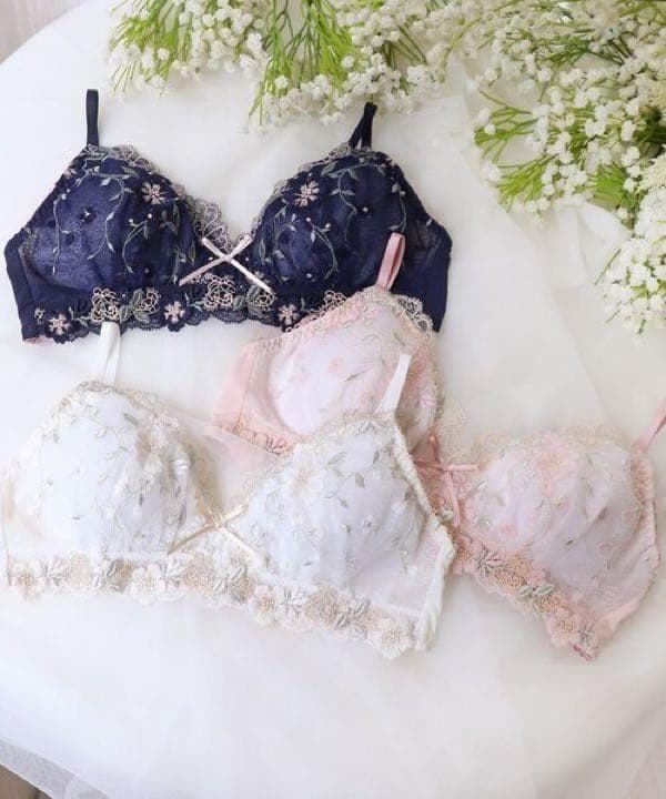 Haruna*　シュクリエシリーズ(ソフトブラ、レースショーツ、スリップ）