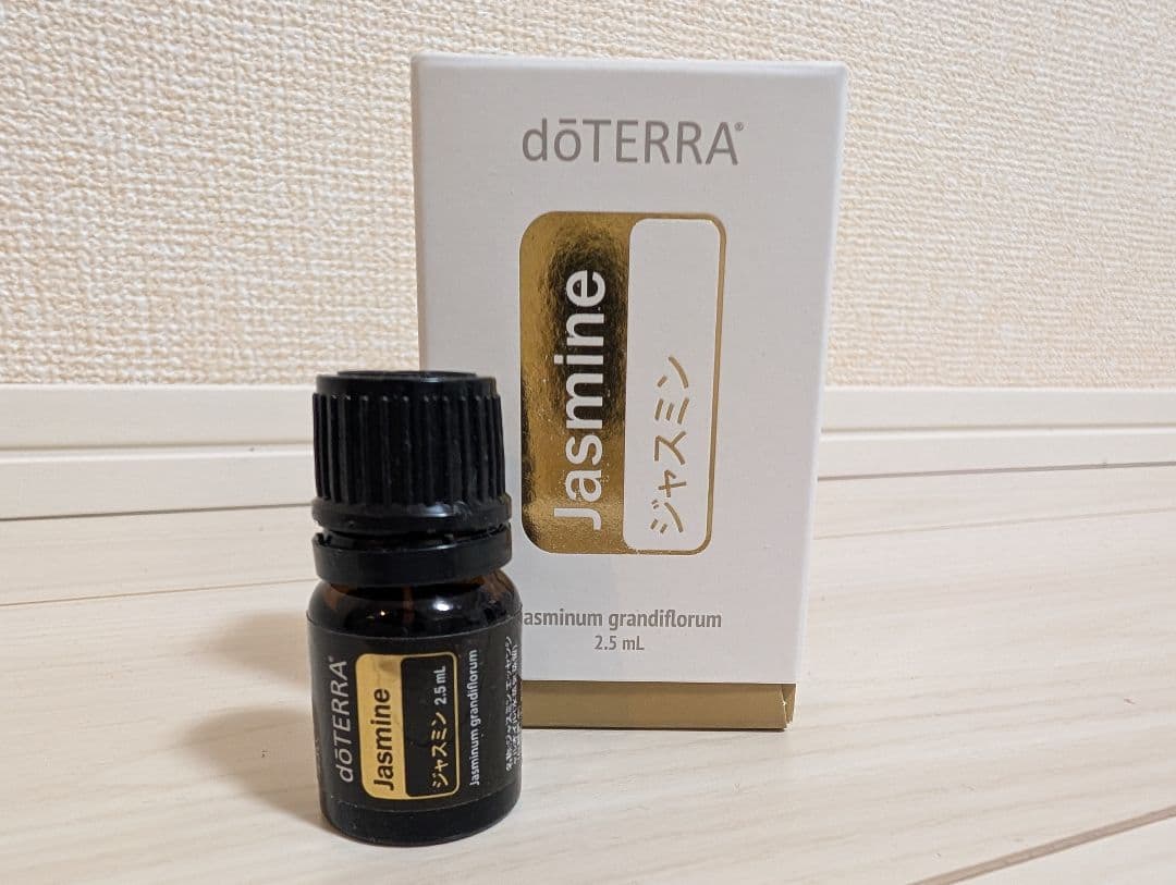ドテラ ジャスミン エッセンシャルオイル 2.5ml