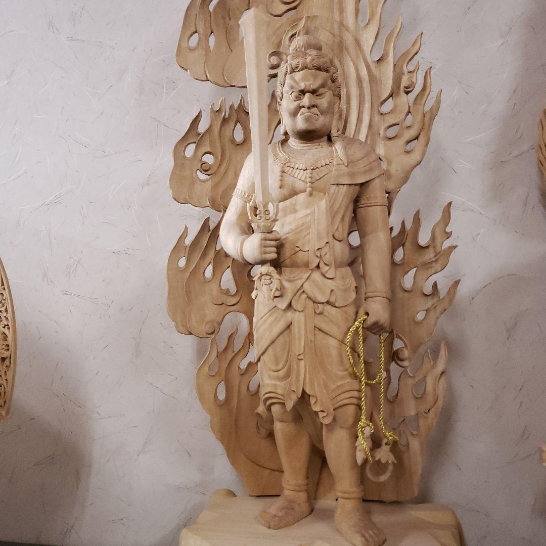 Ｂフライデー　極上魔除け仏像★楠材 不動明王立像二尺立★ 約117cm 不動明王 仏像 立像 総高 120cm 楠材 白木仕上げ 木彫 彫刻 木材 白木