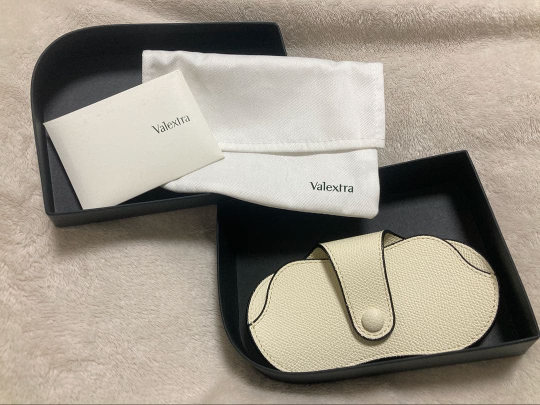 valextra ヴァレクストラ メガネケース サングラスケース 白 ホワイト