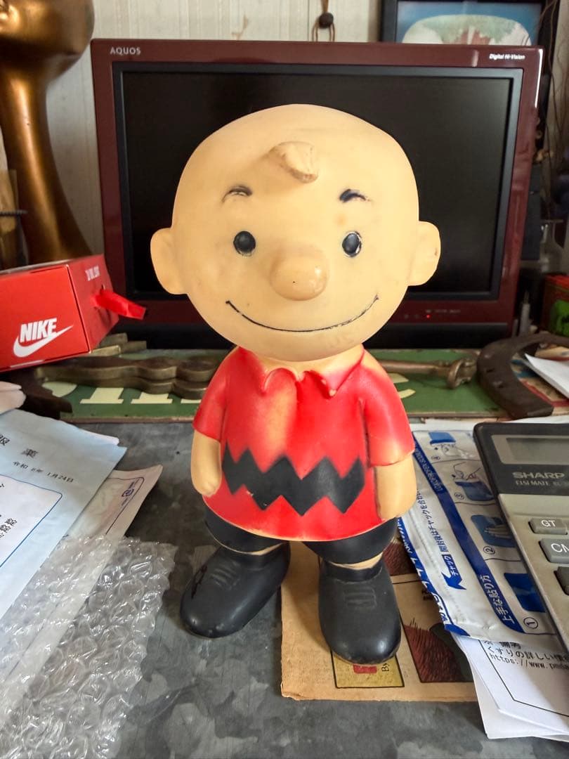 ☆ハンガーフォード チャーリー・ブラウン フィギュア 約19cm☆ - メルカリ