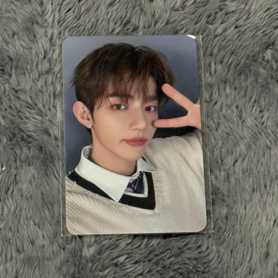 zerobaseone ネクタイ ジャンハオ トレカ