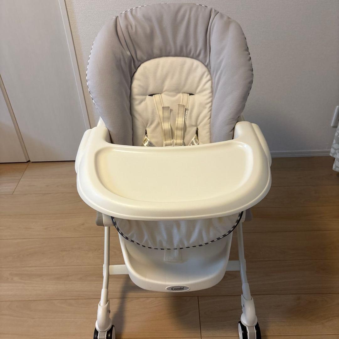 【美品】コンビ ハイローチェア ネムリラ　セサミグレー　リバーシブルシート