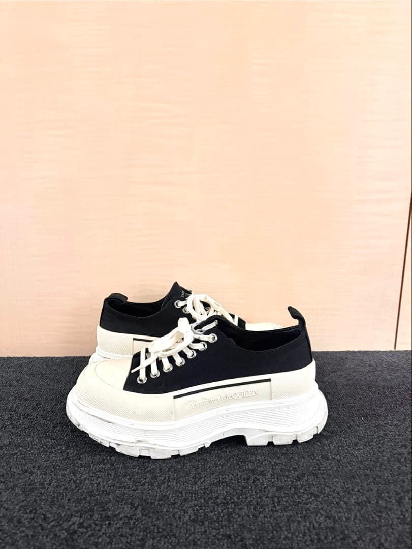 Alexander McQueen トレッドスリック　スニーカー