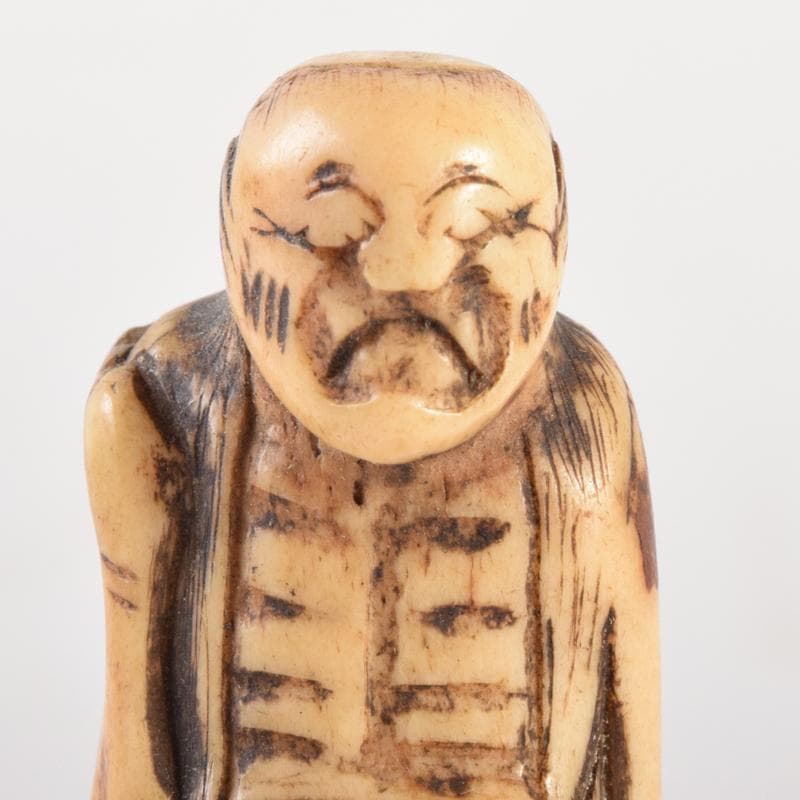 時代提げ物 獣骨製 人物像 根付 置物 V 6976 - メルカリ