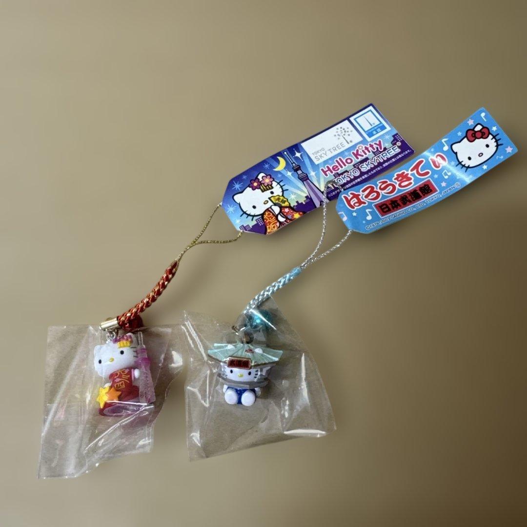 ハローキティ　スカイツリー&日本武道館　ストラップ