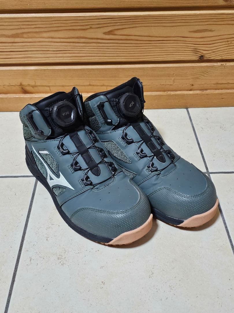 【ミズノ】　安全靴　ハイカット　26.0cm