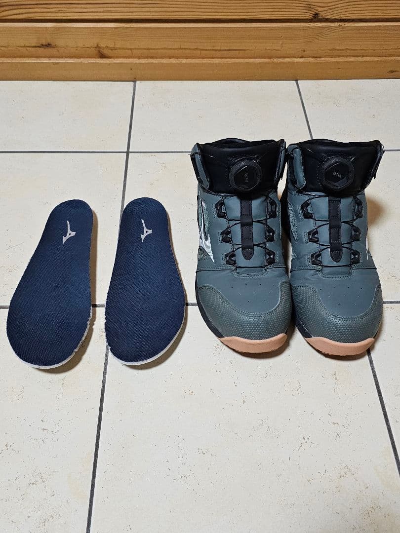 【ミズノ】　安全靴　ハイカット　26.0cm