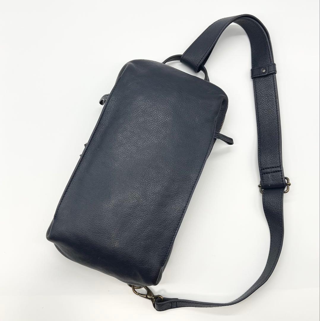 現行✨定価約3万円】マザーハウス ボディバッグ カゼマトウ シボ革