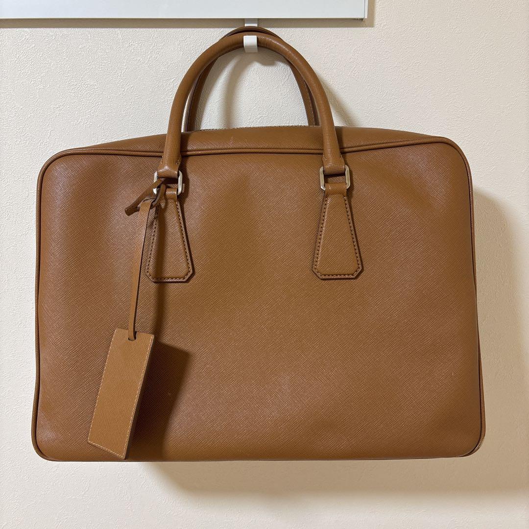 プラダ ビジネスバッグ ブリーフケース SAFFIANO TRAVEL