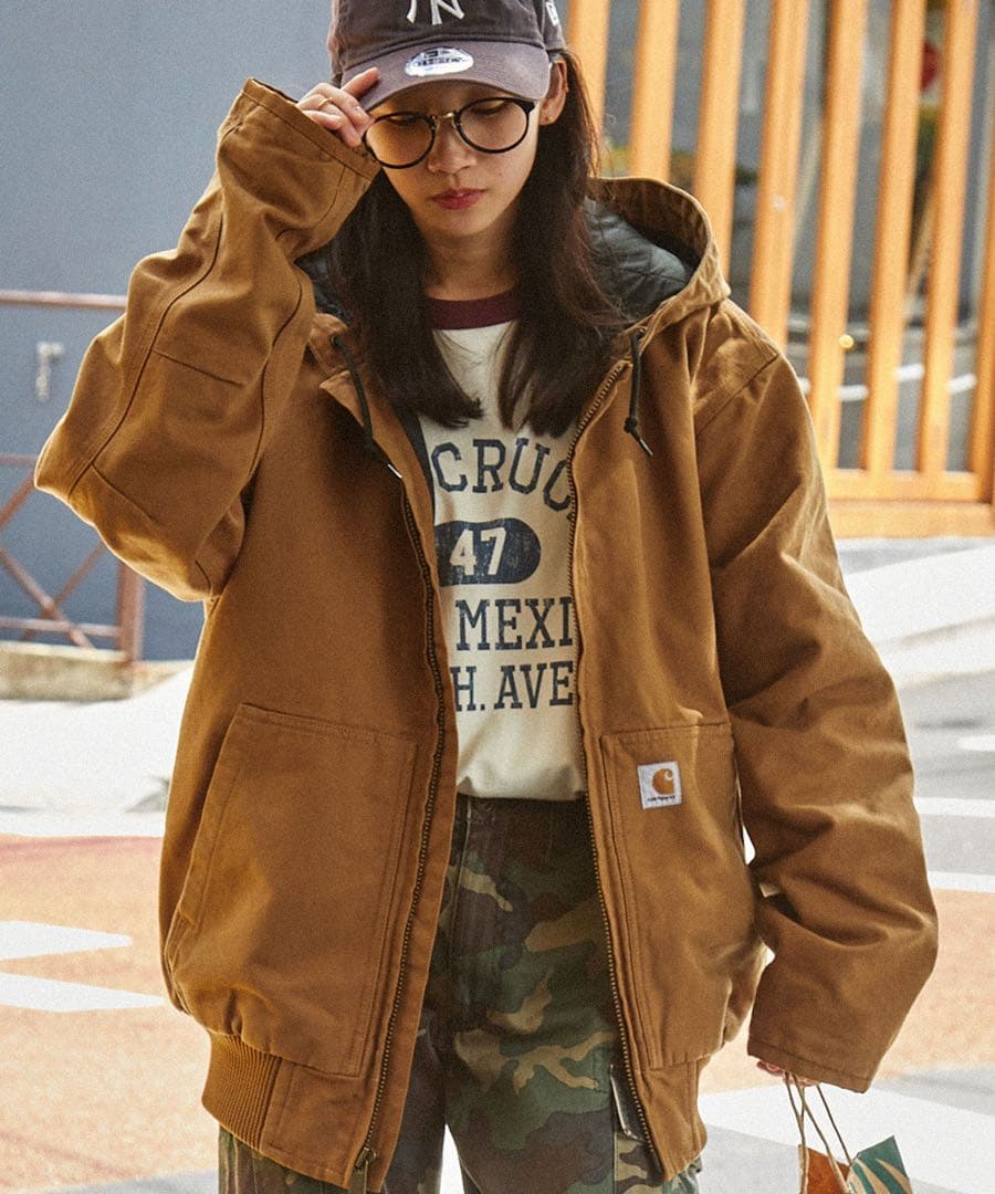 Carhartt フード付きジャケット ブラウン - メルカリ