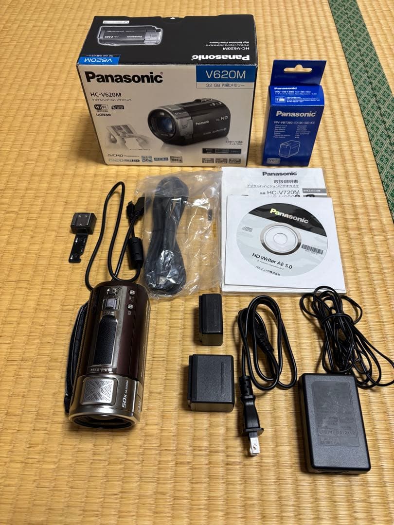 【SD付き】Panasonic HC-V620M ビデオカメラ　バッテリー2個 Amazon.com : Battery Pack for Panasonic HC-VX980 HC-VX980M HC