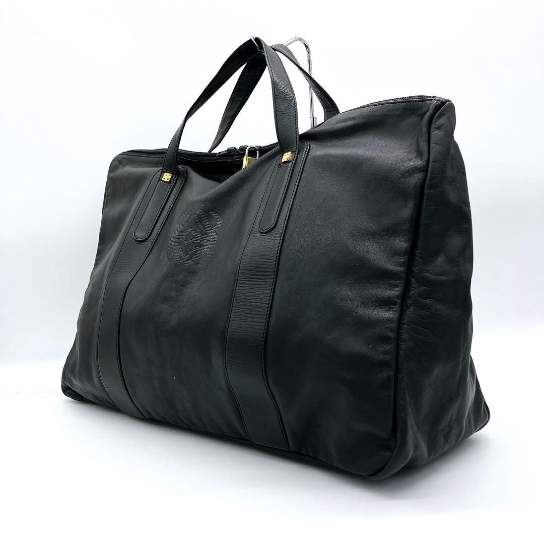 【LOEWE】ボストンバッグ　アナグラム型押し　柔らかレザー　ブラック　南京錠
