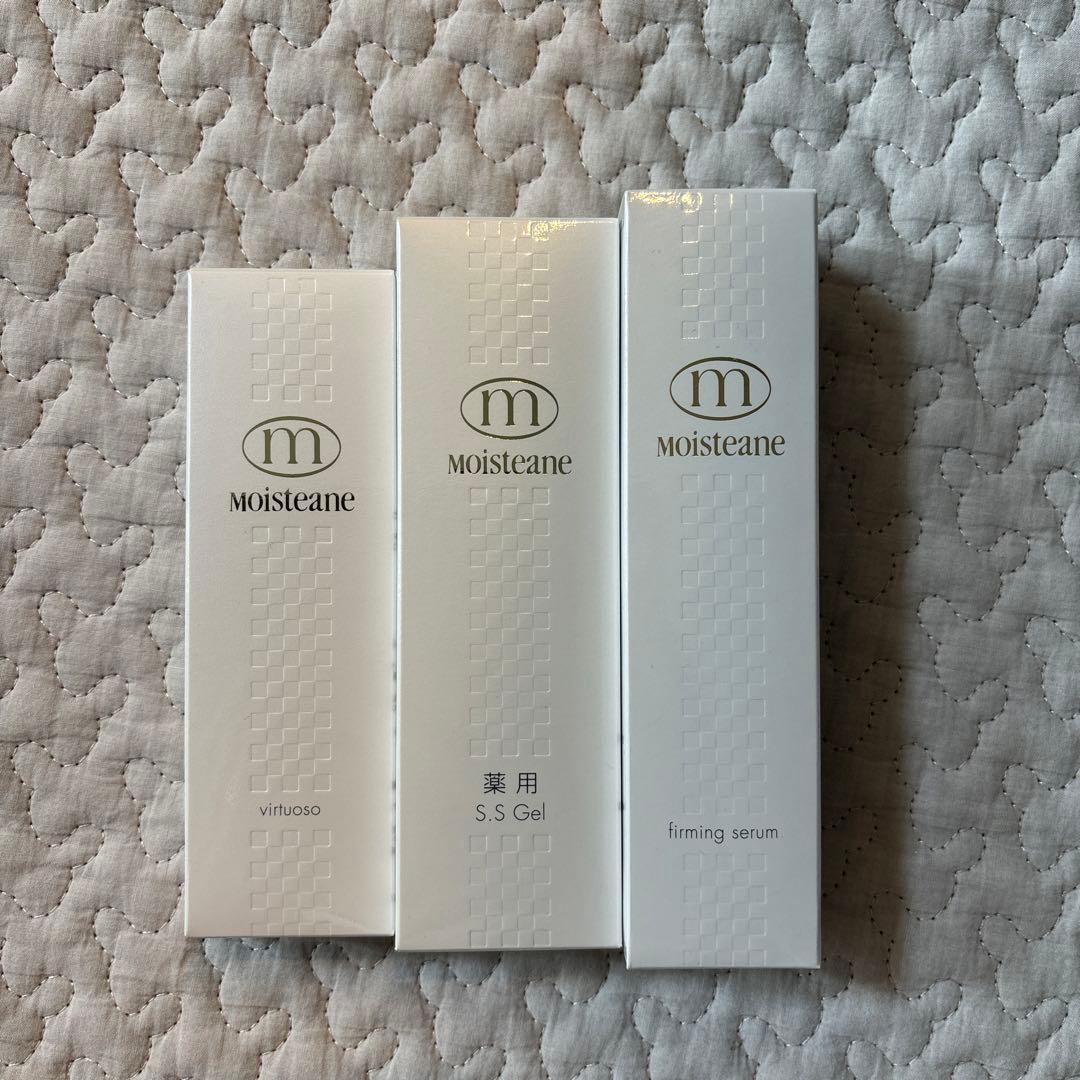 モイスティーヌ　乳液セット