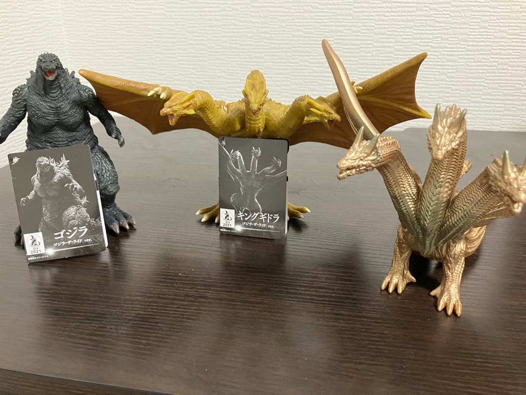日*0様 USJ限定キングギドラ 西武園ゆうえんち限定ゴジラ キングギドラ ソフ