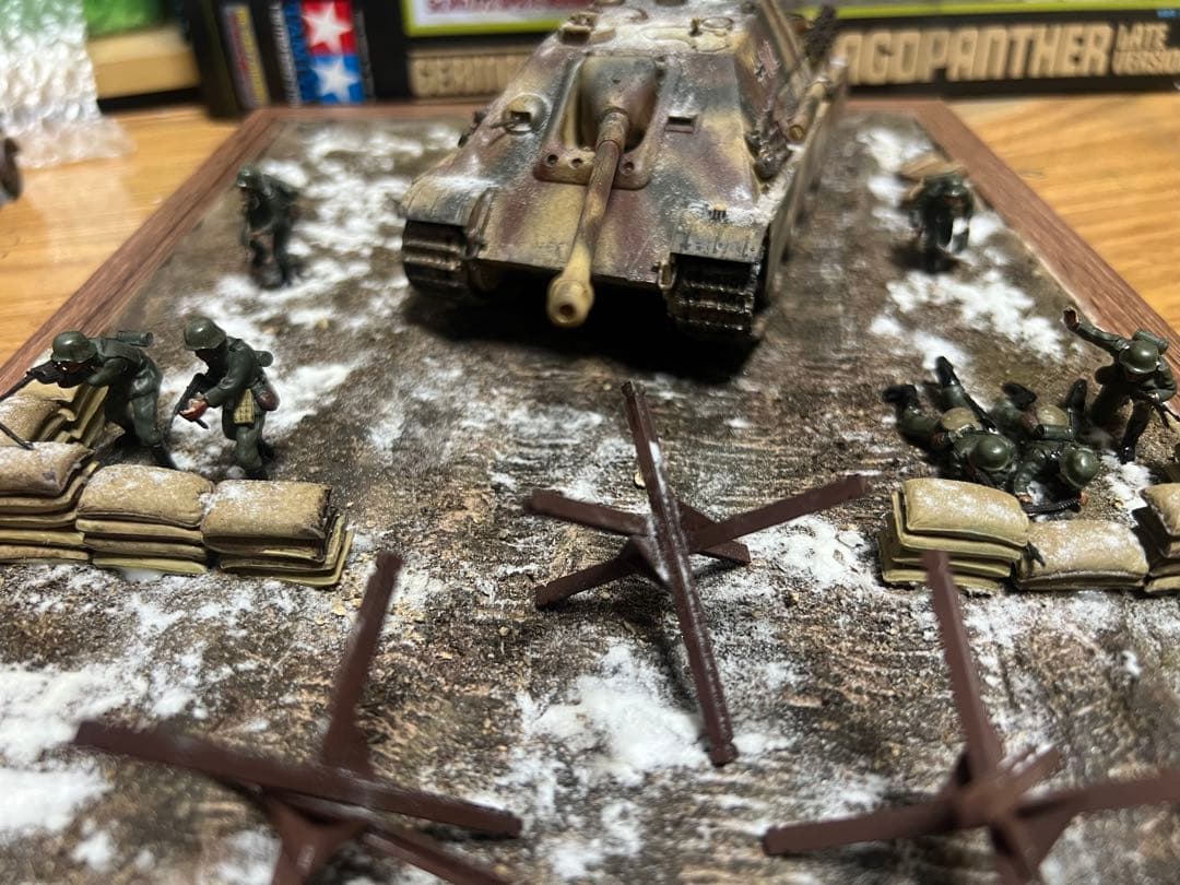1/48 タミヤ ヤークトパンサー 後期型 完成品 ジオラマ【冬の東部戦線