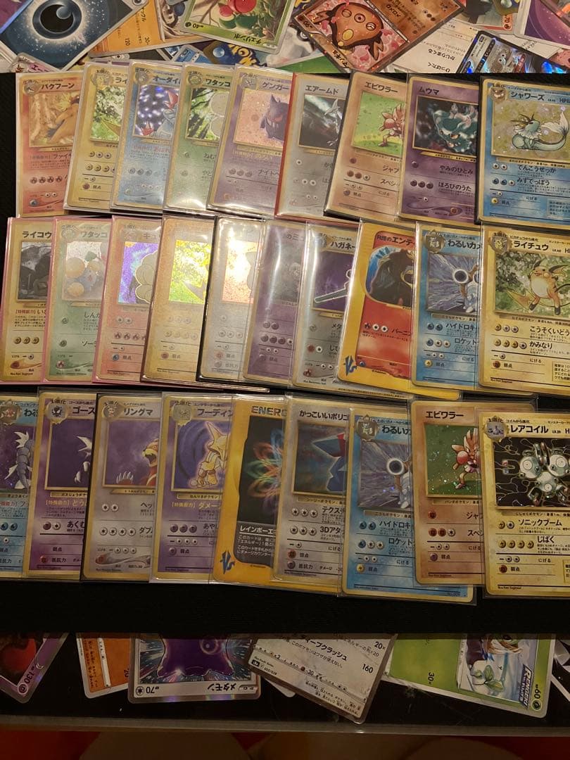 ポケカ　旧裏　まとめ売り　28枚　全面ホロ　良品 旧裏面 リザードン 全面ホロ 1枚の通販 539318713（1926838408） | magi
