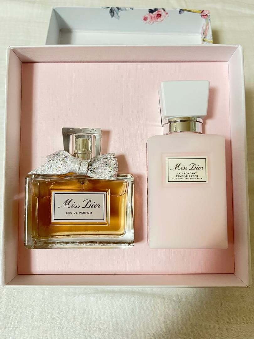 ミスディオールオードゥパルファン　コフレ ディオール / ミス ディオール オードゥ パルファン コフレの公式商品