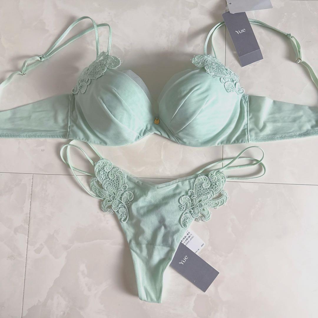 ☆ワコールYue C75・M☆64G