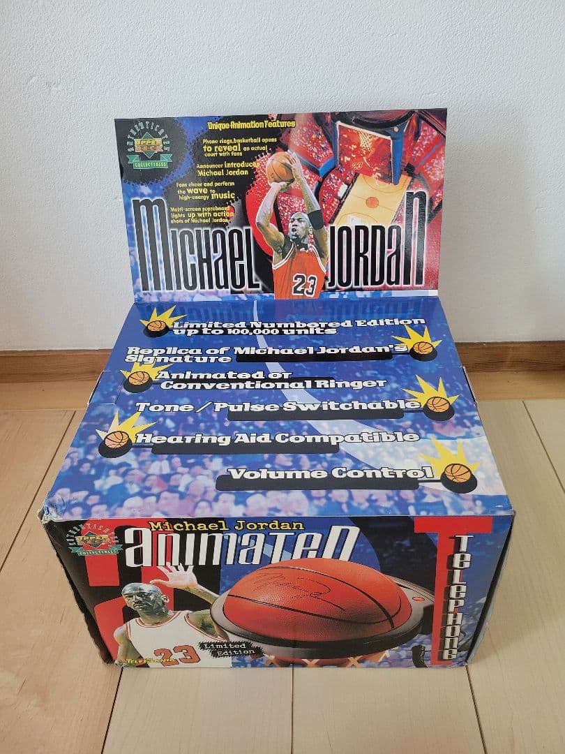 スポーツトイ・アクショントイ Michael Jordan Animated Telephone