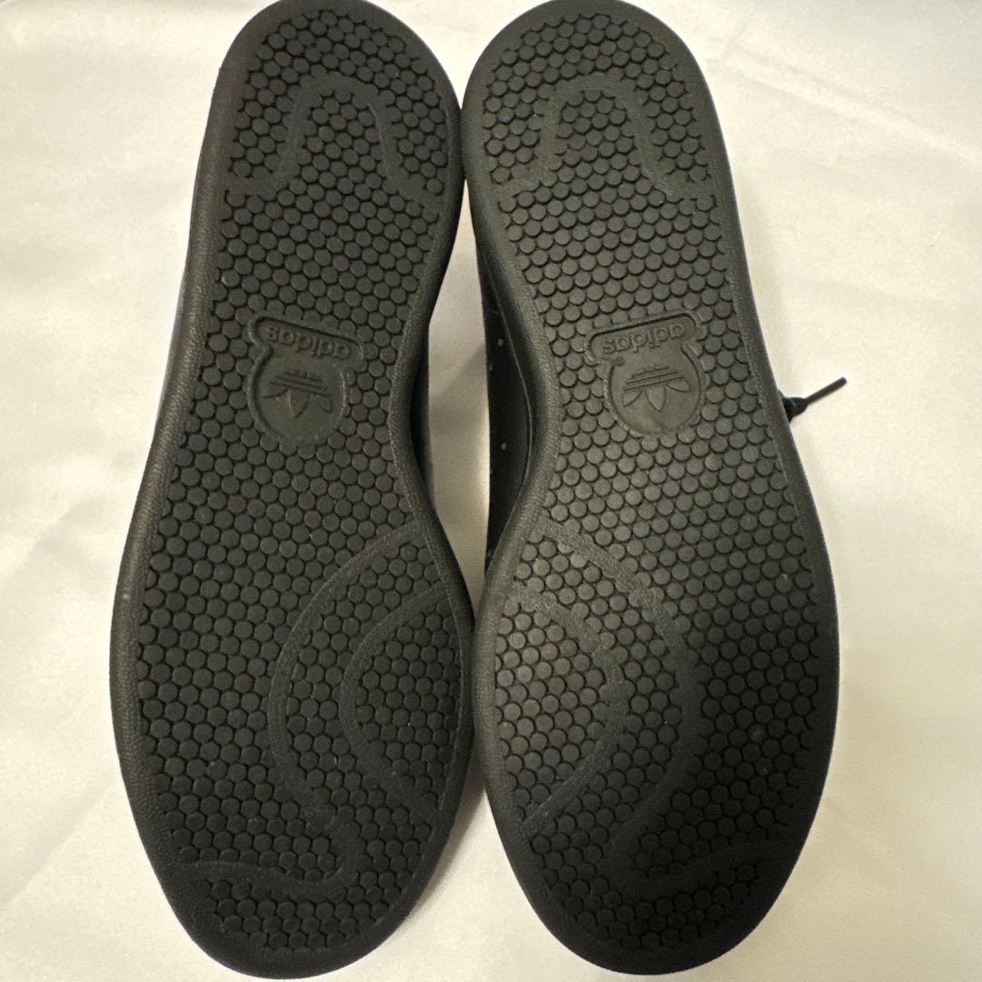 【美品】アディダス スタンスミス ブラック 27.5cm（US 9.5）