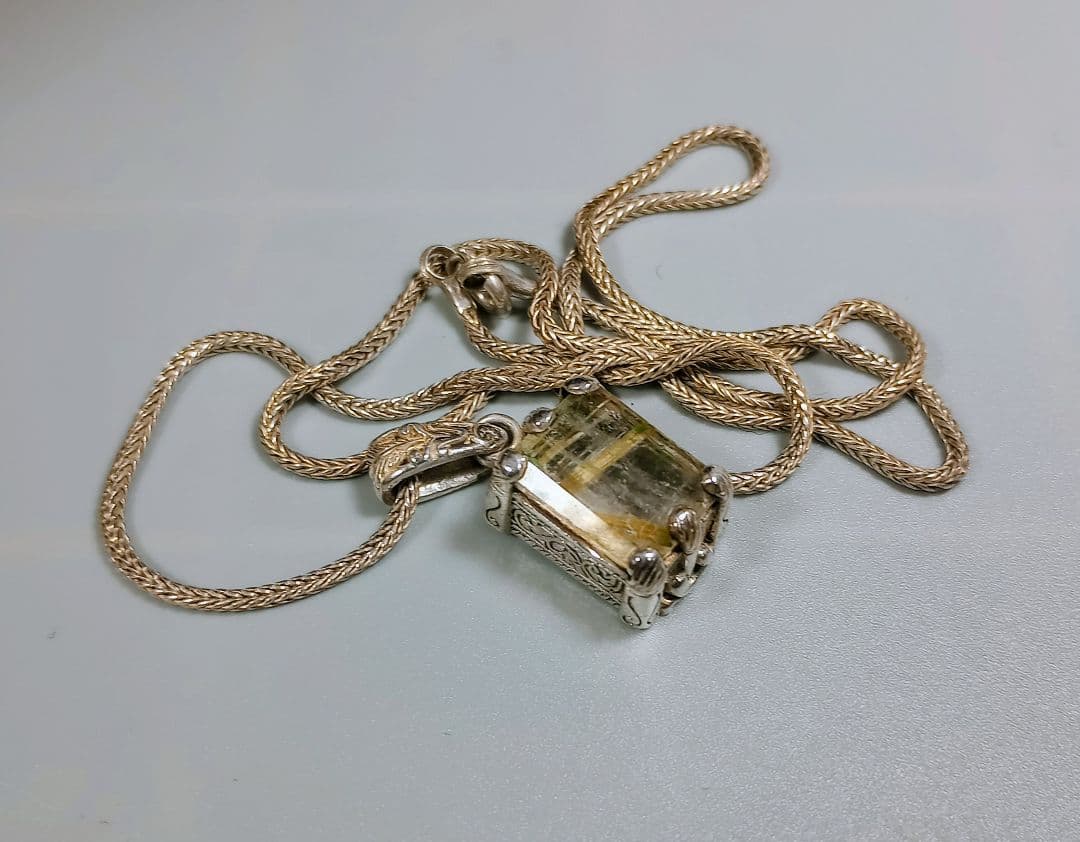 シルバー イスラミック　ペンダントトップ　zocalo ソカロ